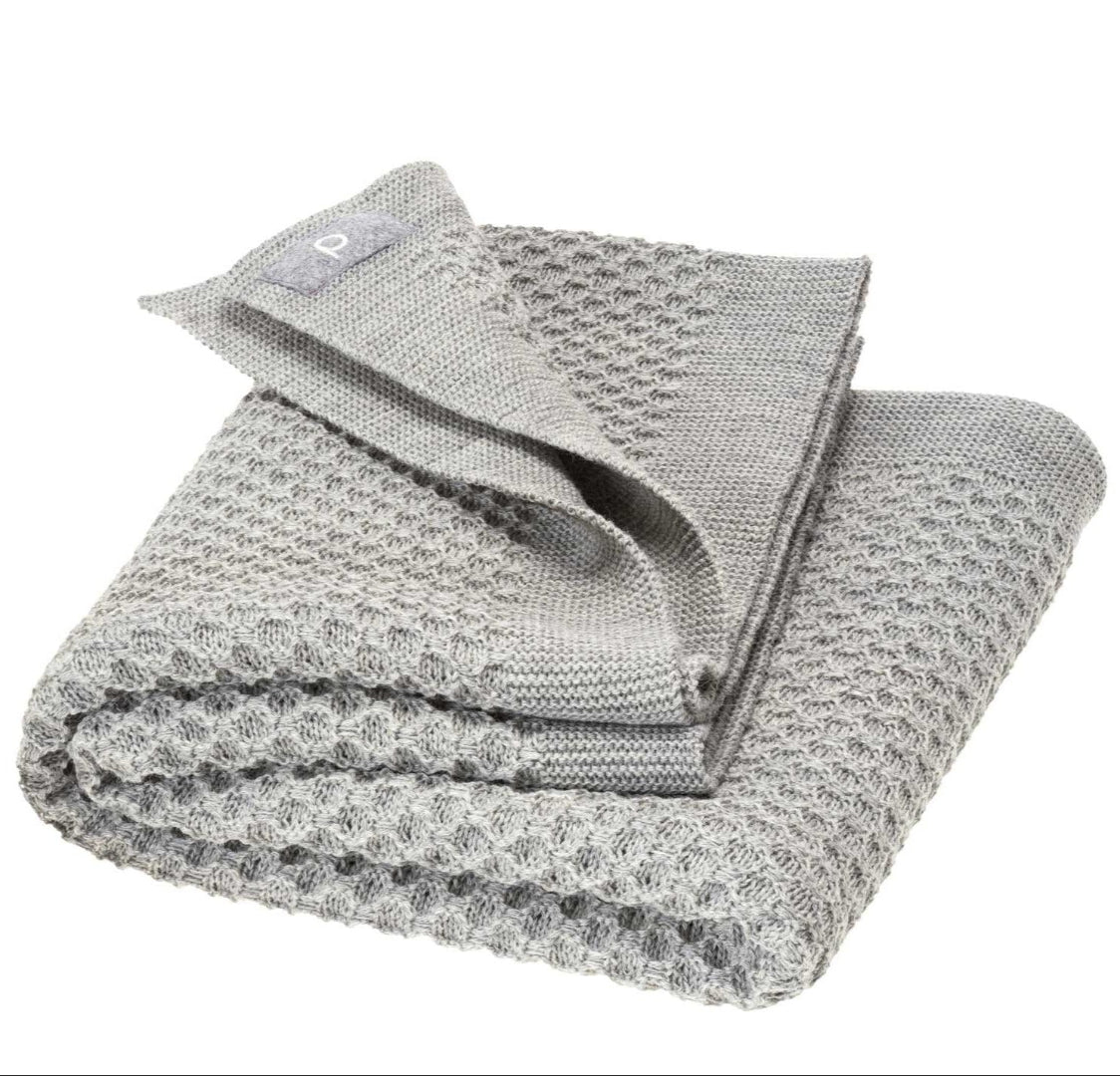Disana organic merino wool honeycomb blanket in gray