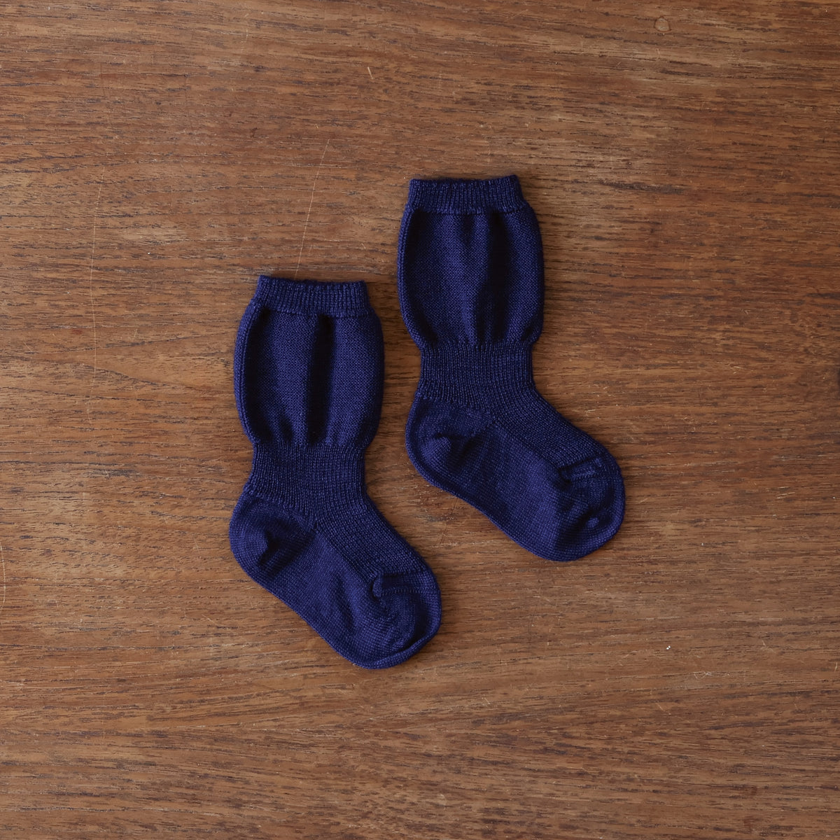Grodo fine knit wool baby socks in navy