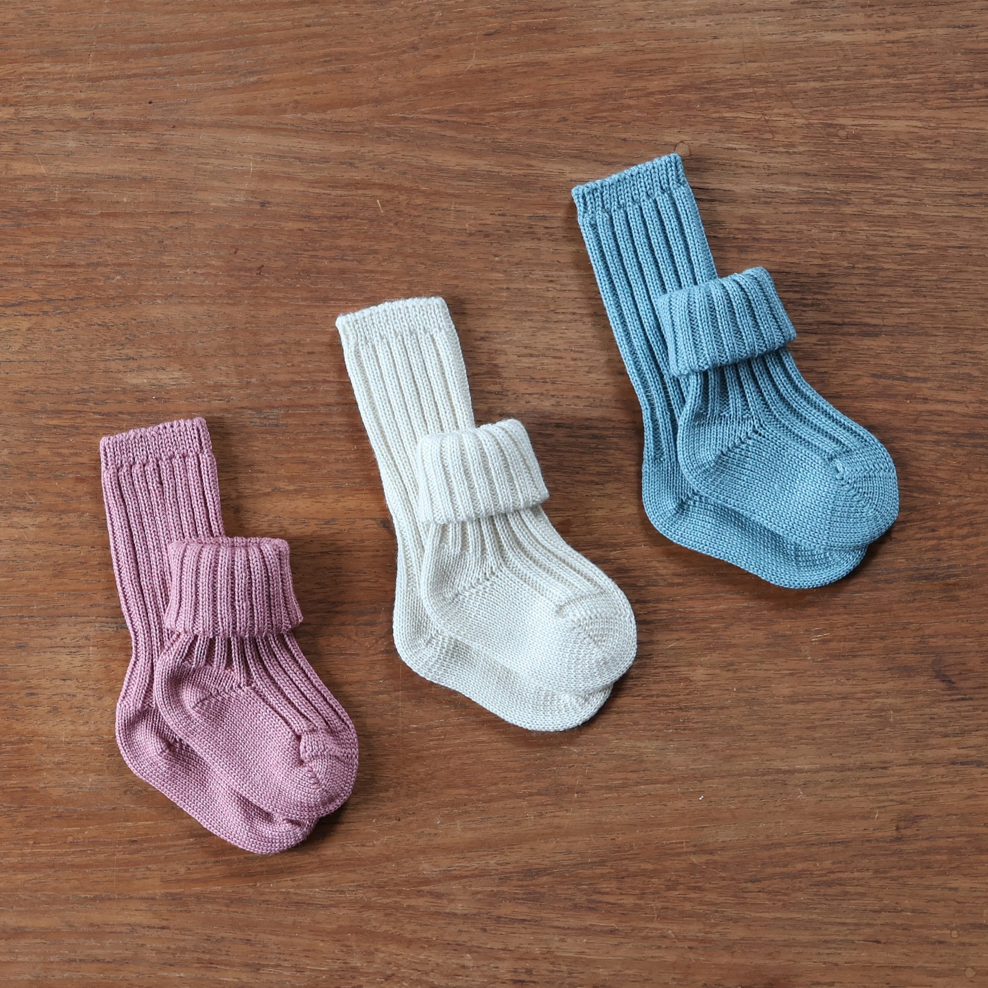 Thick ribbed wool baby socks