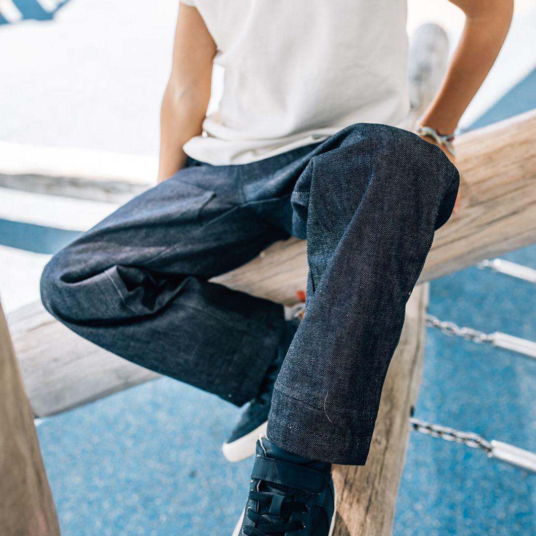 Lifestyle photo of Jackalo jules jeans for kids