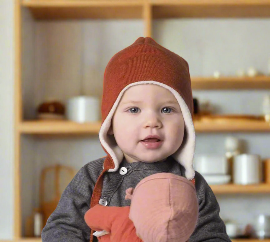 boy in Reiff wool hat with cotton lining